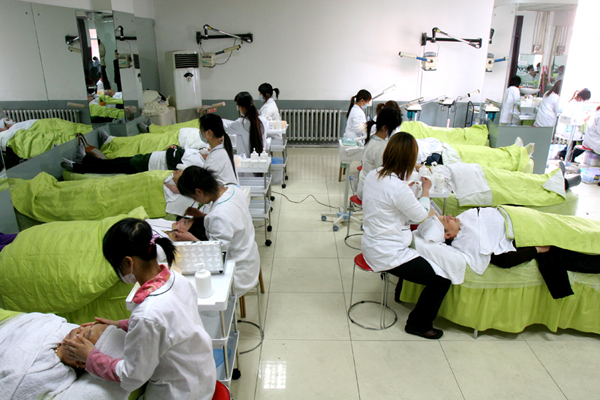 ��������ѧУ