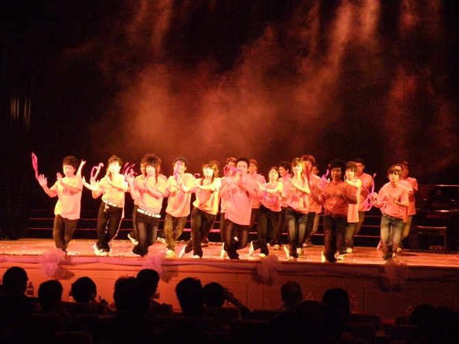 ��˿������������׻�ױѧУ����